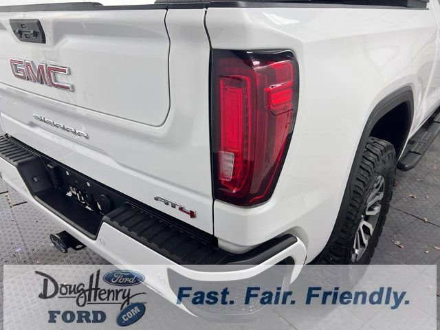 Used 2023 GMC Sierra 1500 AT4 w/ Technology Package AWD/4WD image 13