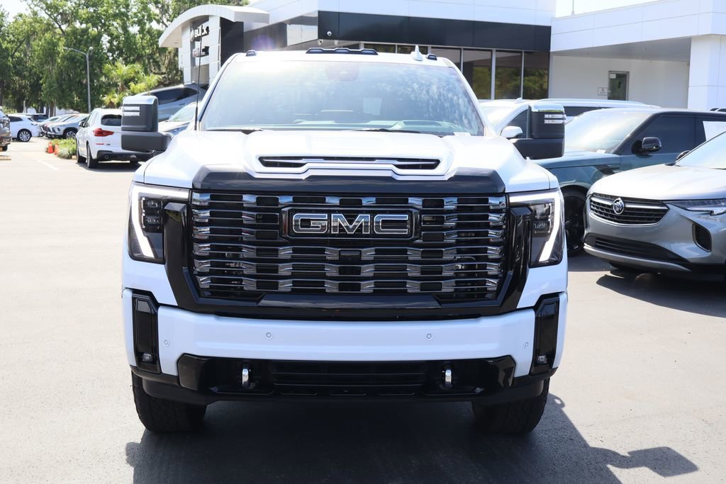 New 2026 GMC Sierra 2500 Denali Ultimate AWD/4WD image 3