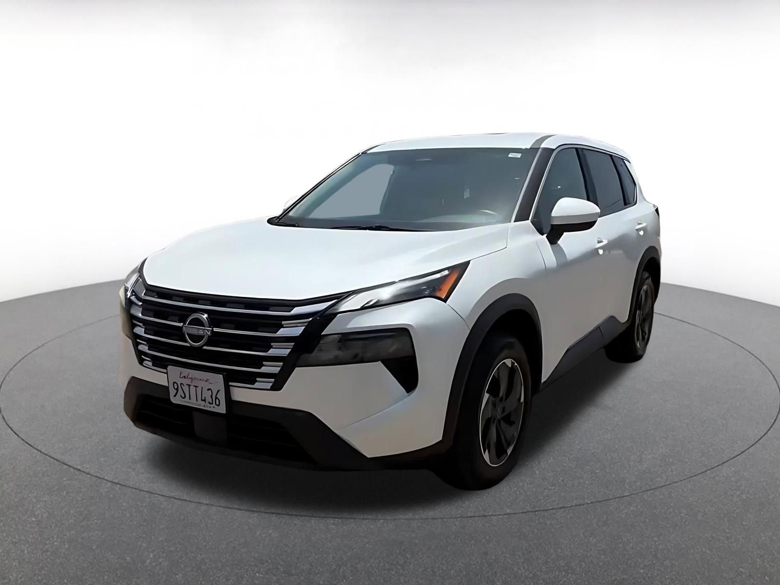 Used 2025 Nissan Rogue SV FWD image 7