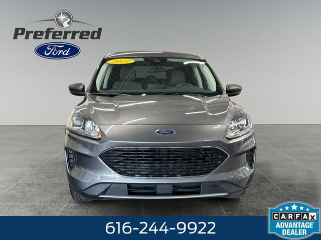 Used 2022 Ford Escape SE w/ Cold Weather Package AWD/4WD image 11