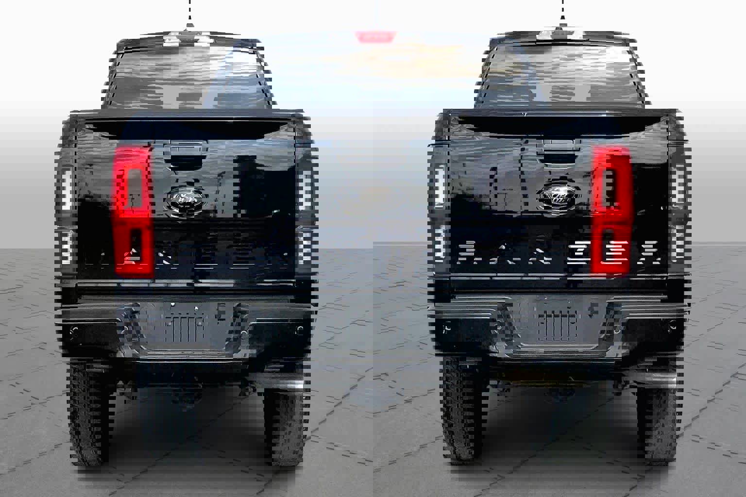 Certified 2022 Ford Ranger XLT w/ Equipment Group 301A Mid image 5