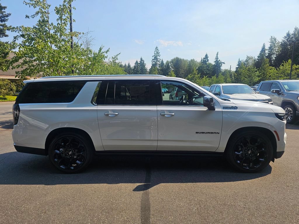 New 2026 Chevrolet Suburban High Country AWD/4WD image 6