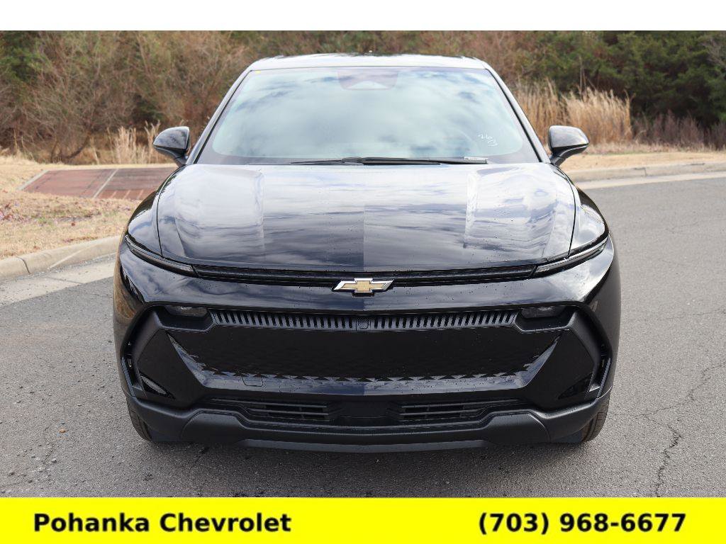 New 2026 Chevrolet Equinox EV LT FWD image 2