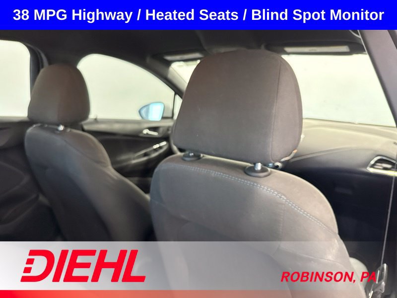 Used 2019 Chevrolet Cruze LT w/ Convenience Package FWD image 11