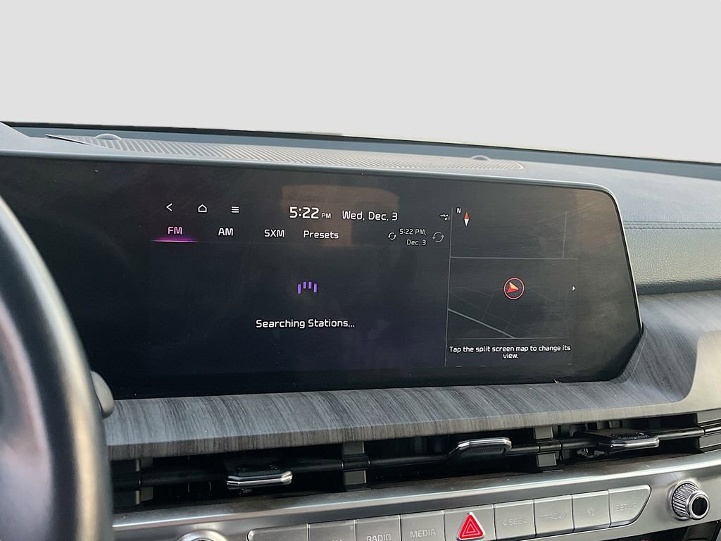 Used 2023 Kia Telluride EX w/ EX Captain's Chair Package FWD image 15