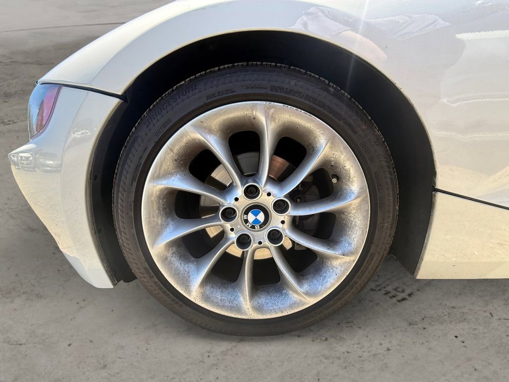 Used 2003 BMW Z4 2.5i RWD image 9