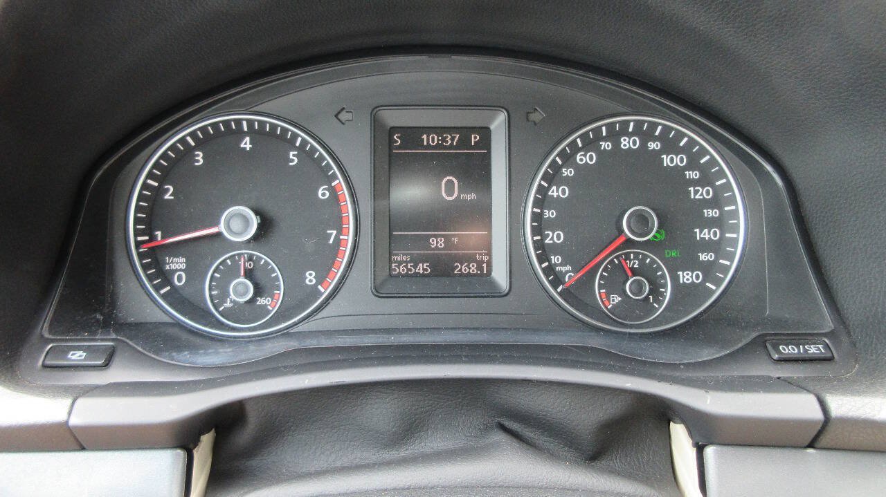 Used 2011 Volkswagen Eos Komfort FWD image 39