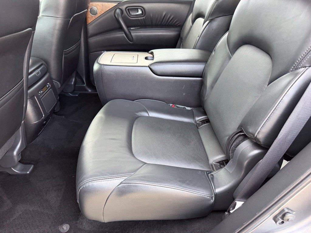 Used 2024 Nissan Armada SL w/ Captain's Chairs Package AWD/4WD image 11