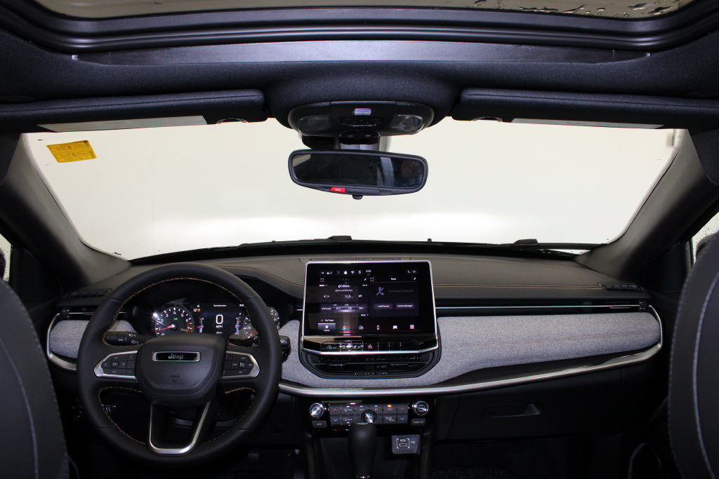 New 2026 Jeep Compass Latitude AWD/4WD image 10