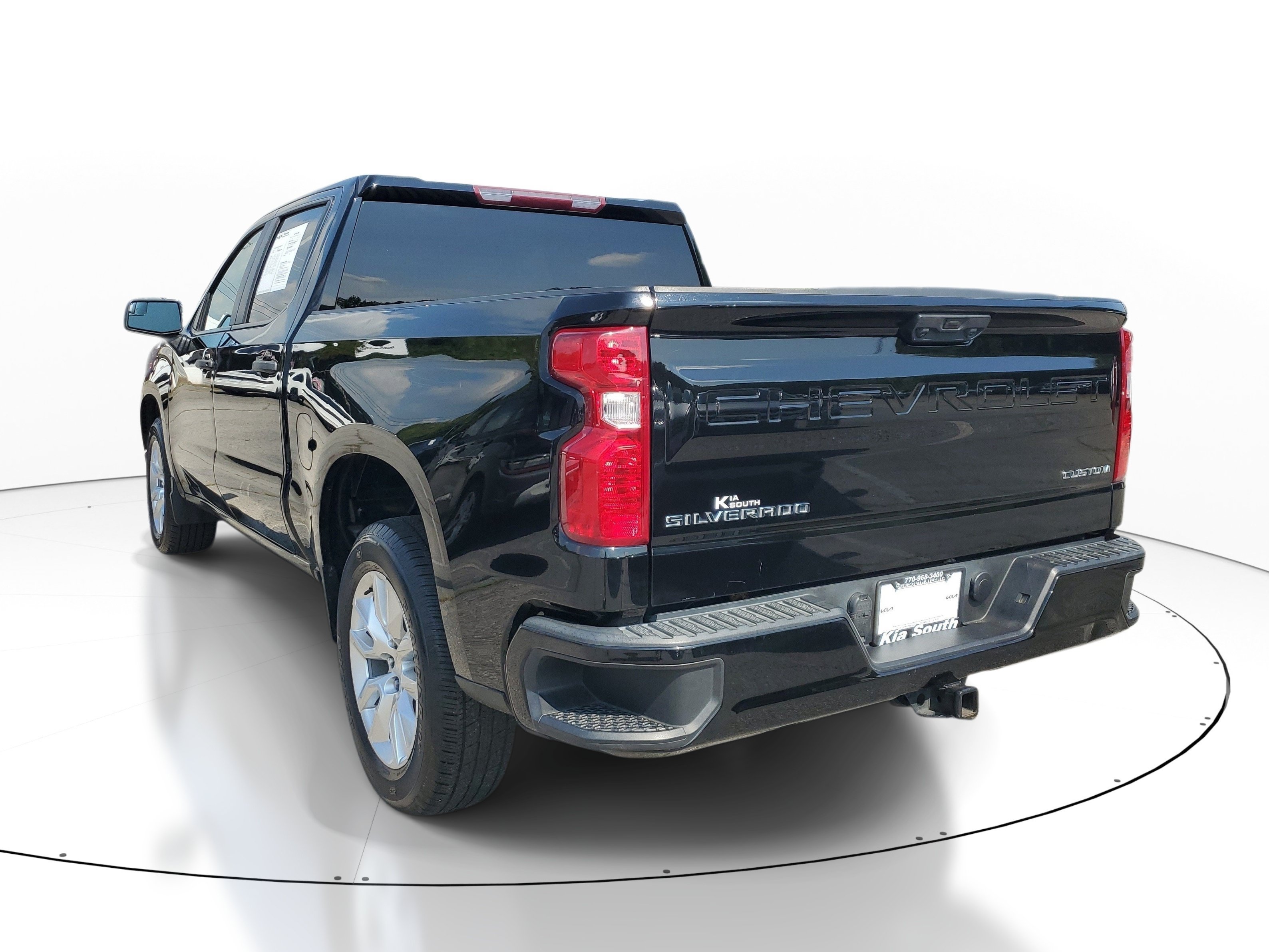 Used 2024 Chevrolet Silverado 1500 Custom RWD image 4