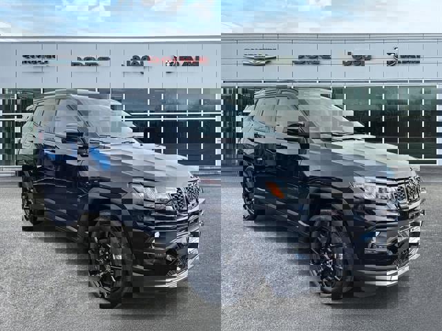 New 2026 Jeep Compass Latitude image 1