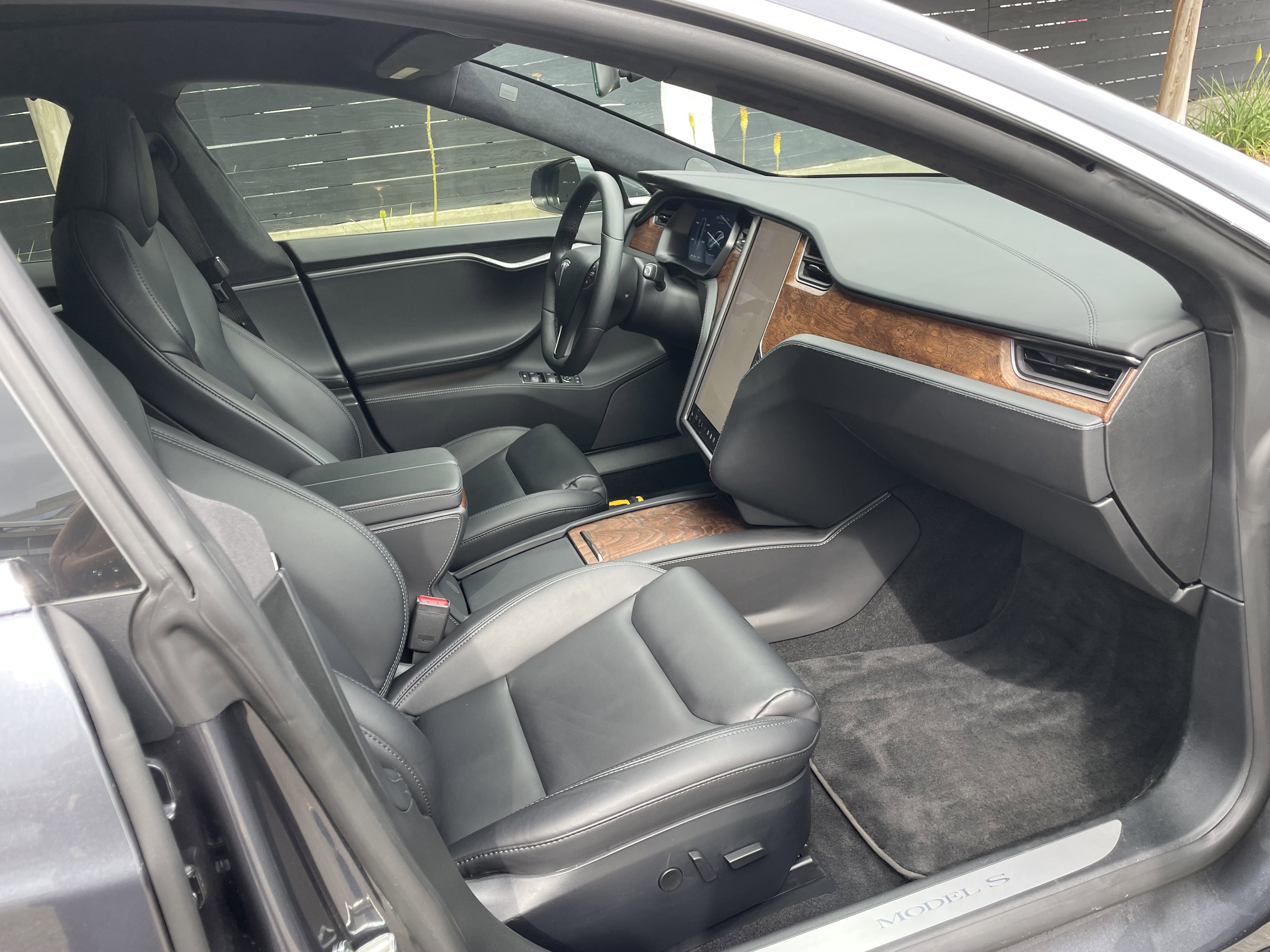 Used 2021 Tesla Model S Long Range Plus image 9