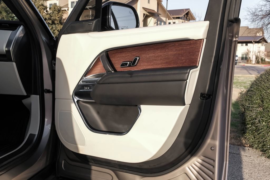 Used 2023 Land Rover Range Rover SE image 50