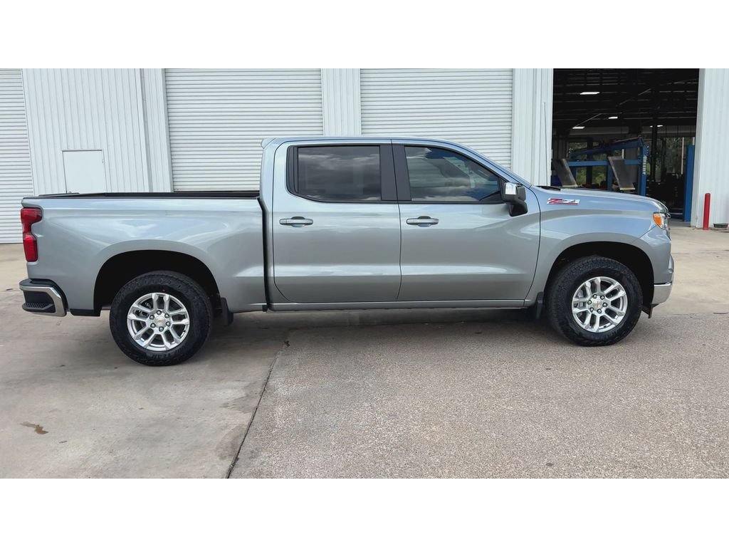 New 2026 Chevrolet Silverado 1500 LT w/ Z71 Off-Road Package AWD/4WD image 9