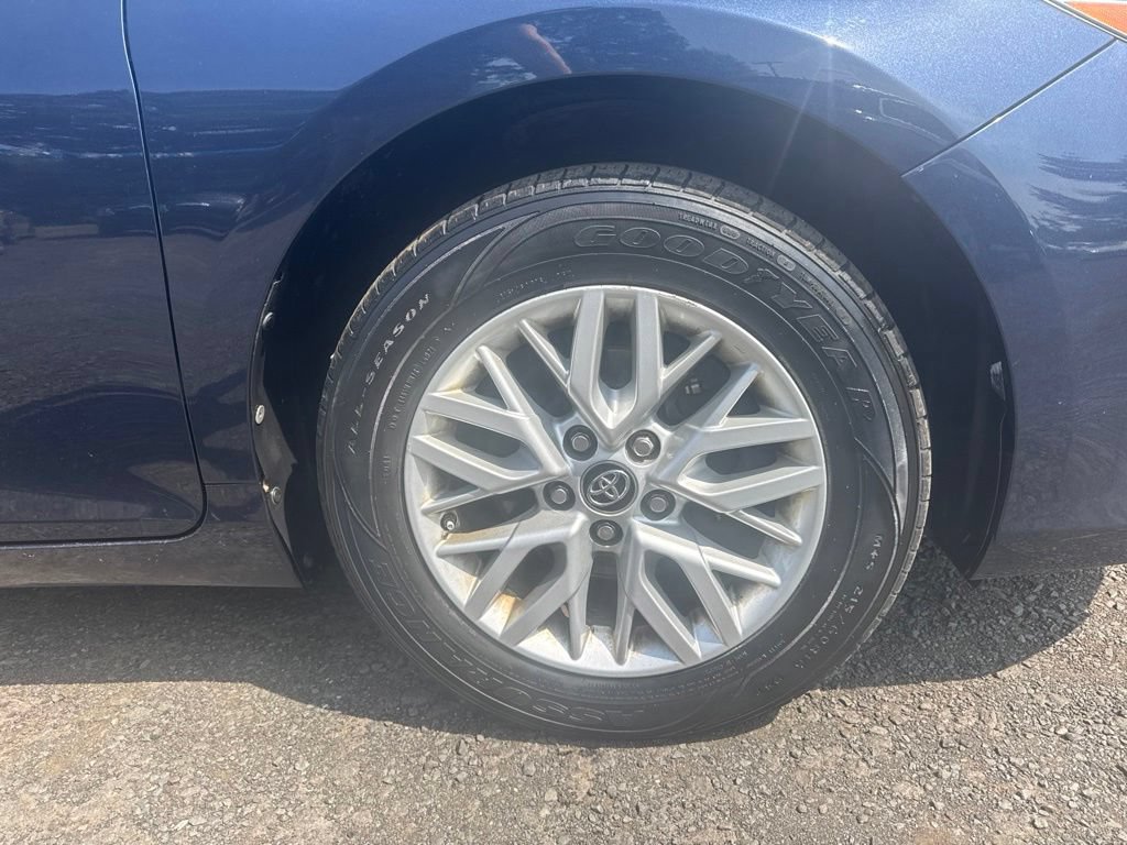 Used 2017 Toyota Camry LE FWD image 23