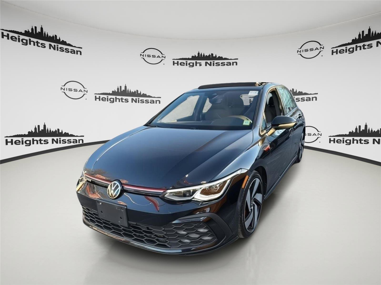 Used 2022 Volkswagen GTI SE image 4