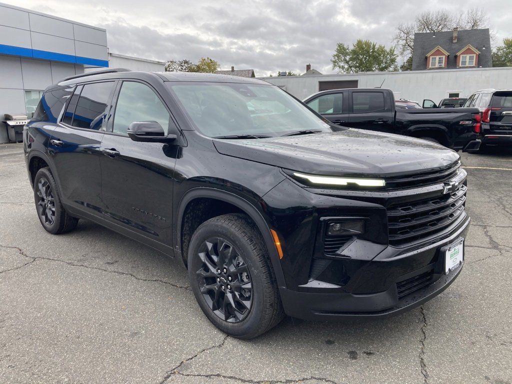 New 2026 Chevrolet Traverse LT w/ Midnight/Sport Edition