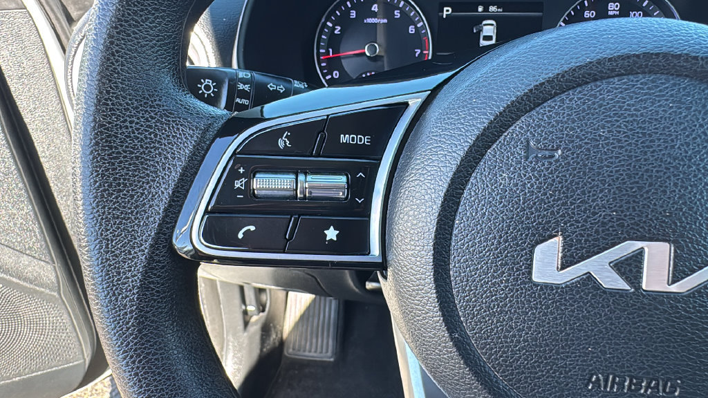 Used 2023 Kia Forte LXS FWD image 30