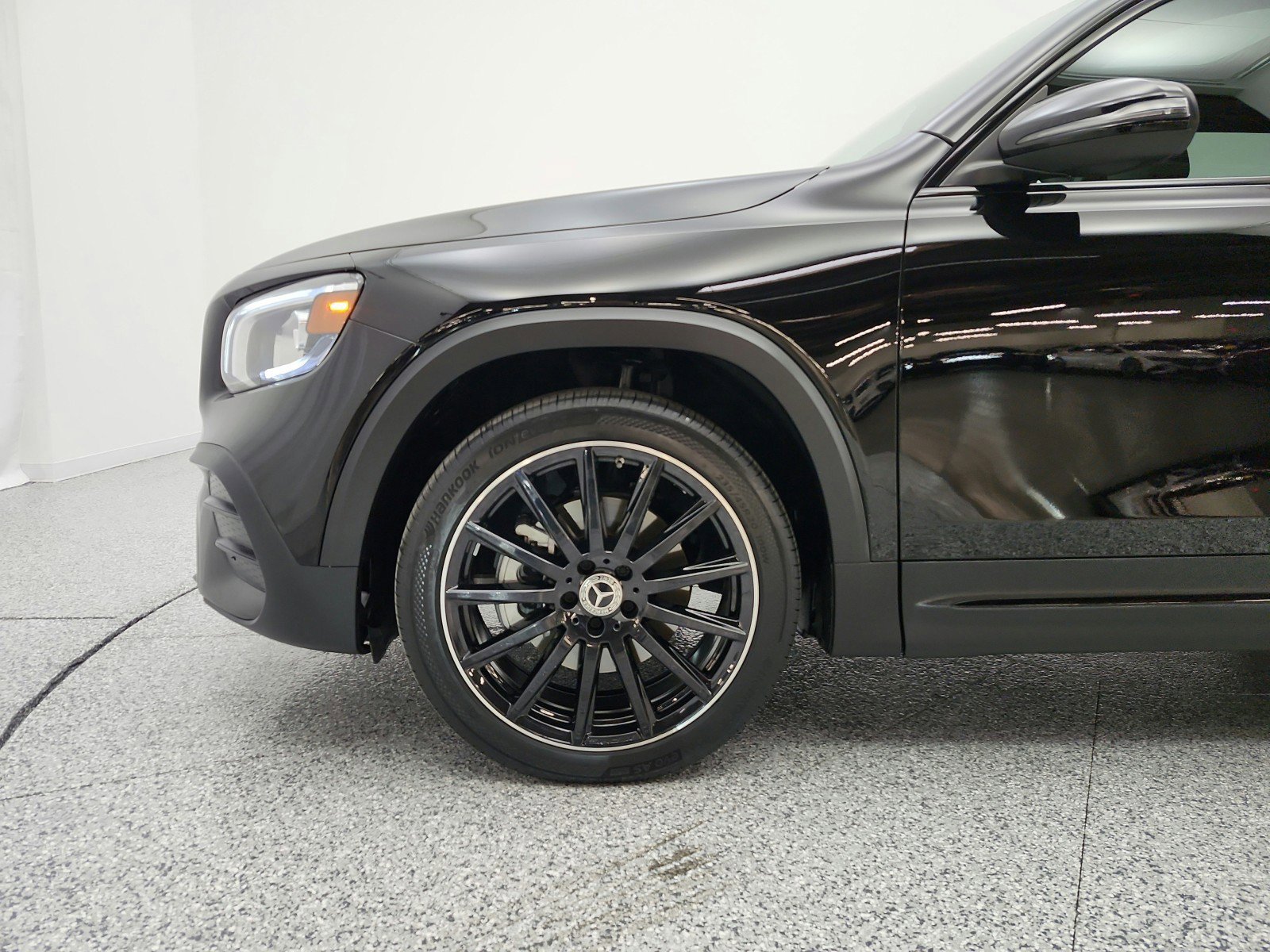 Used 2022 Mercedes-Benz GLB 250 image 22