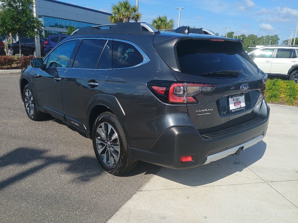 Certified 2024 Subaru Outback Touring AWD/4WD image 7