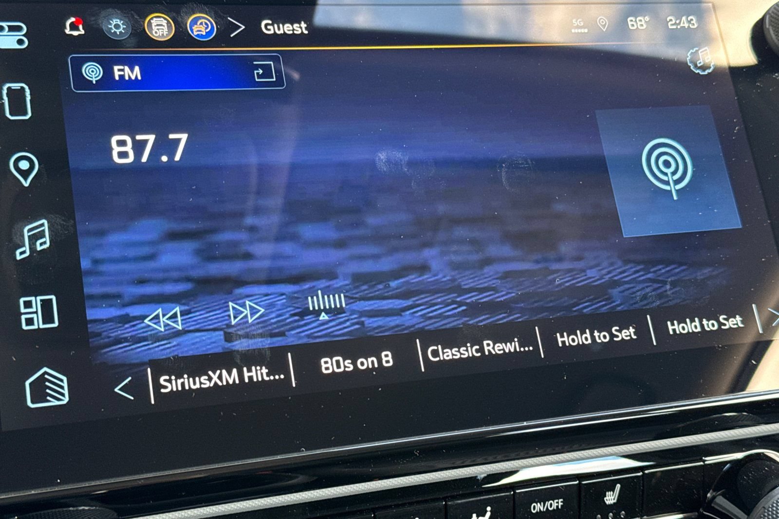 New 2027 Chevrolet Bolt LT w/ Comfort Package FWD image 16