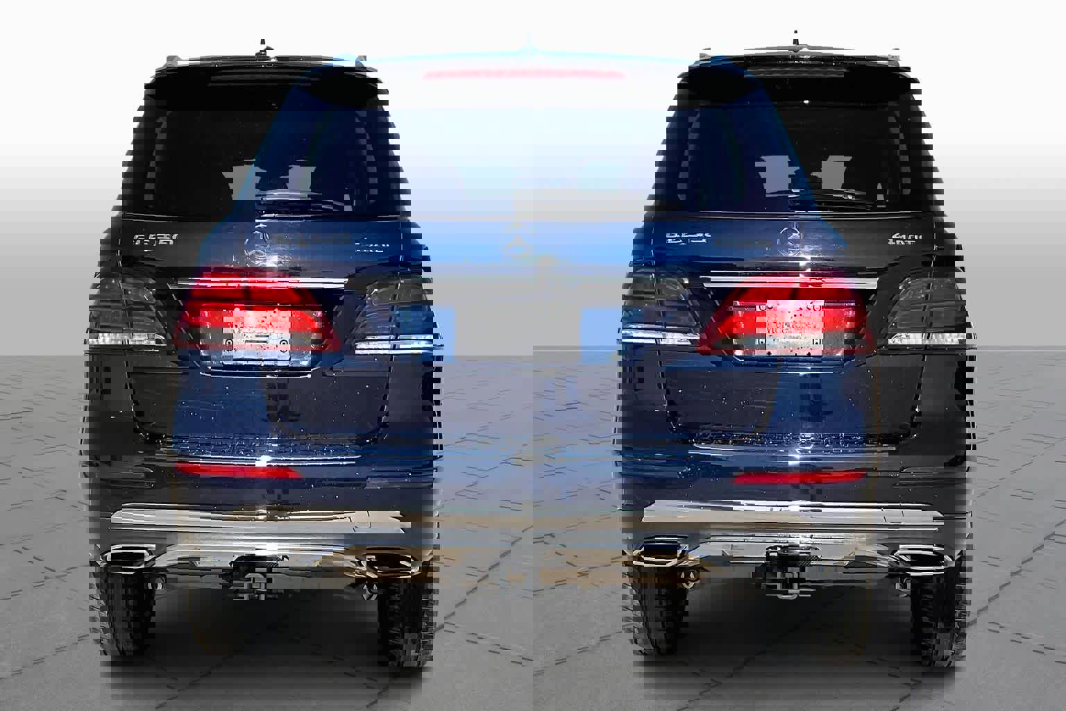 Used 2017 Mercedes-Benz GLE 350 4MATIC w/ Premium 2 Package image 5