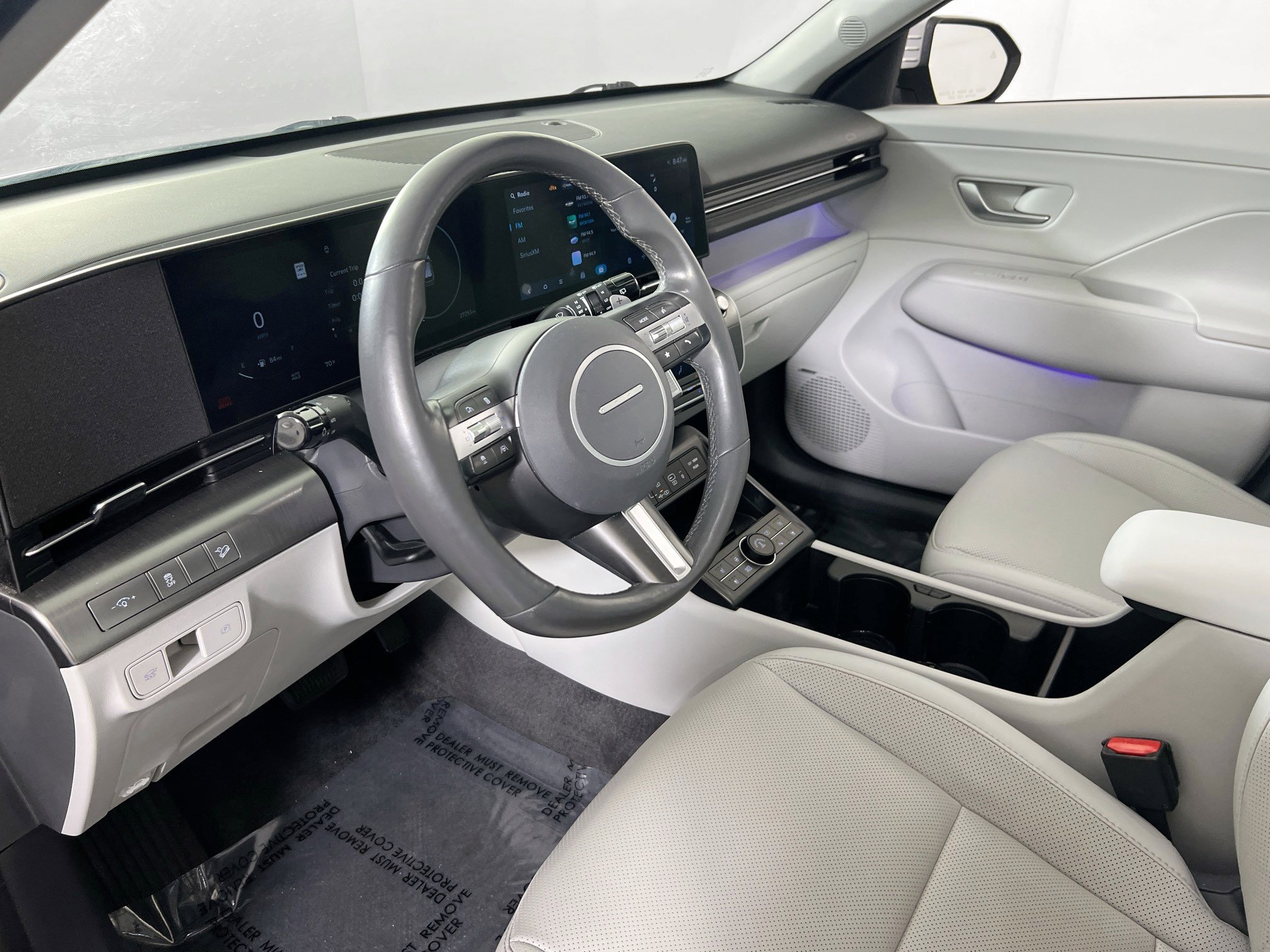 Used 2024 Hyundai Kona Limited image 9