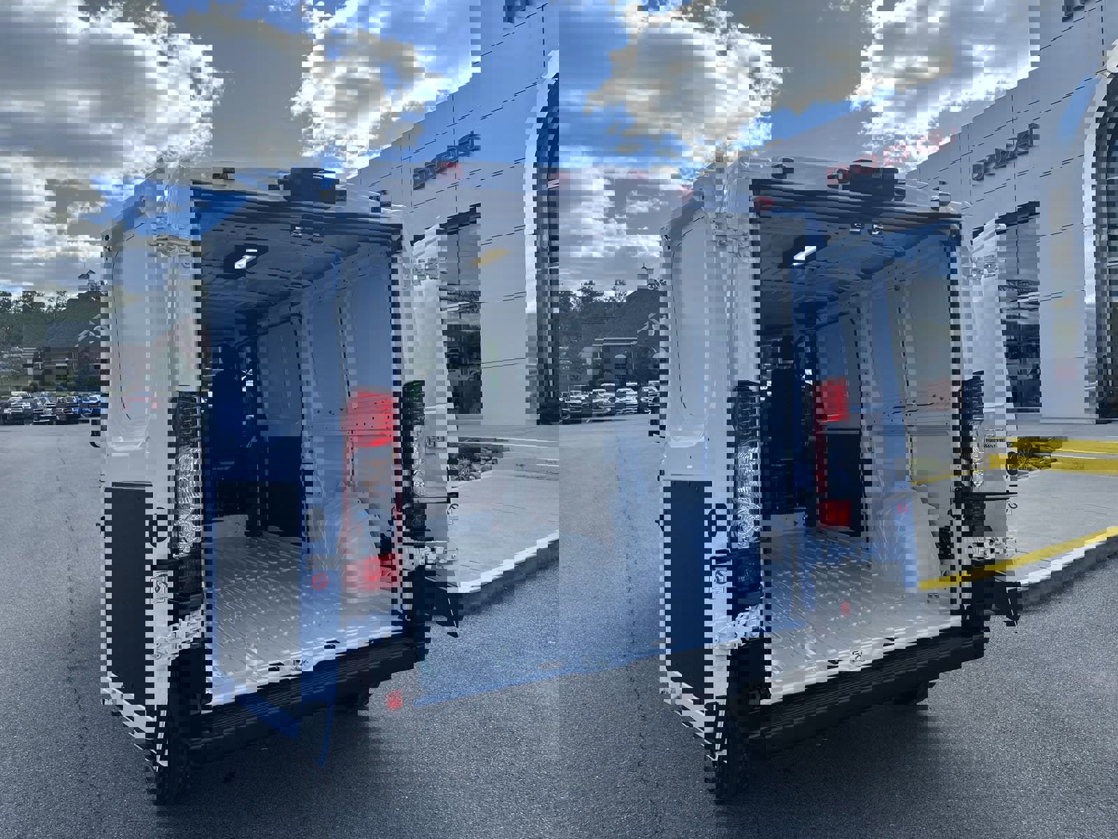 New 2025 RAM ProMaster 1500 w/ Convenience Group image 18