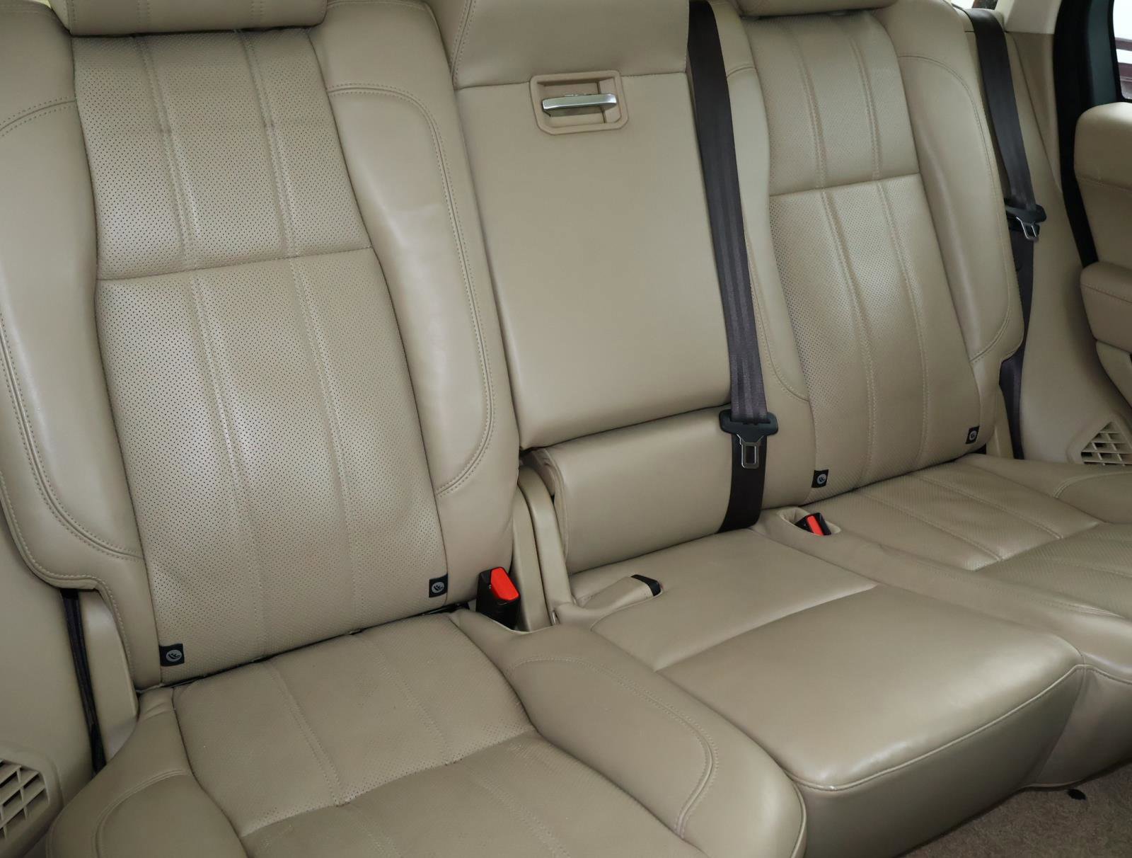 Used 2017 Land Rover Range Rover Supercharged image 22