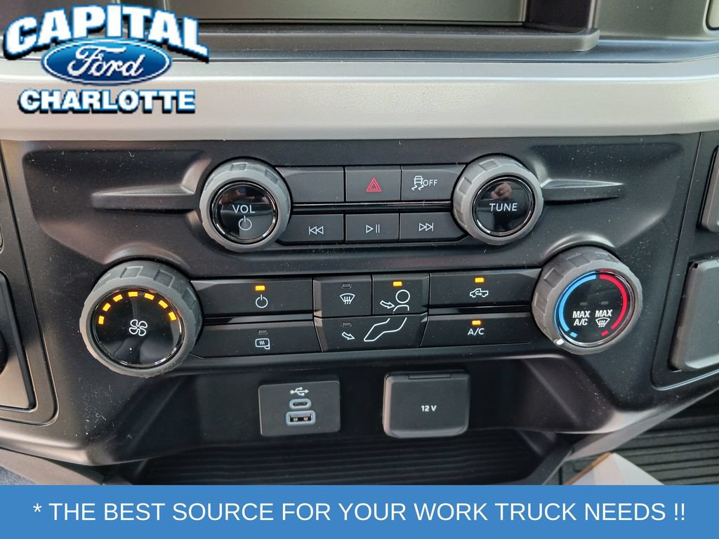New 2026 Ford F250 XL w/ XL Chrome Package RWD image 19