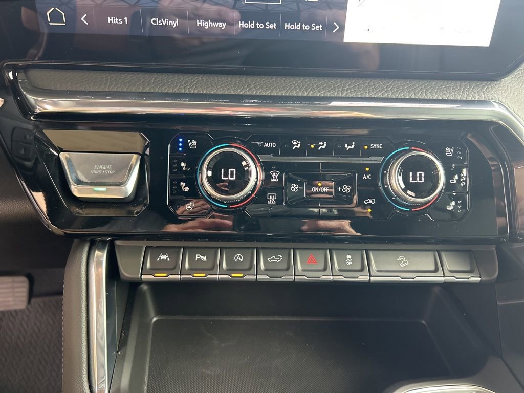 Used 2026 GMC Sierra 1500 Denali AWD/4WD image 17