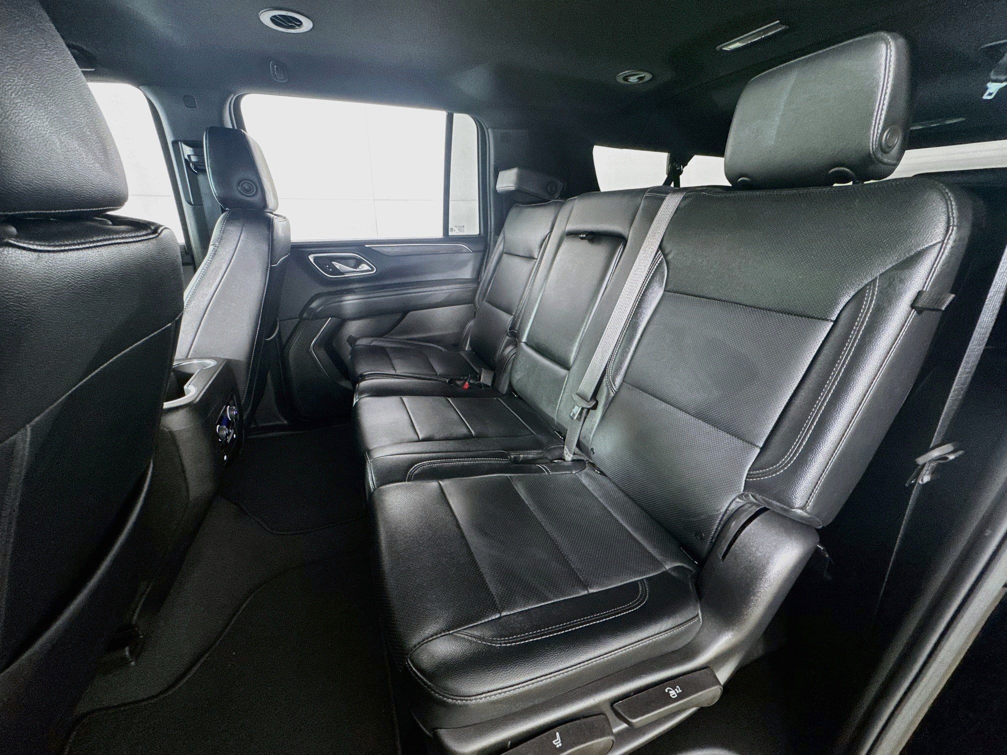 Used 2023 Chevrolet Suburban LS AWD/4WD image 20