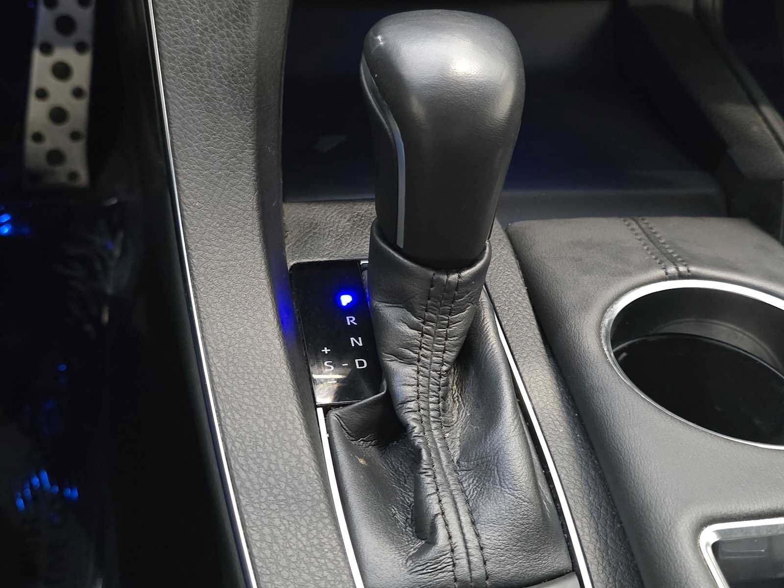 Certified 2020 Toyota Avalon XSE w/ All Weather Liner Package FWD image 16