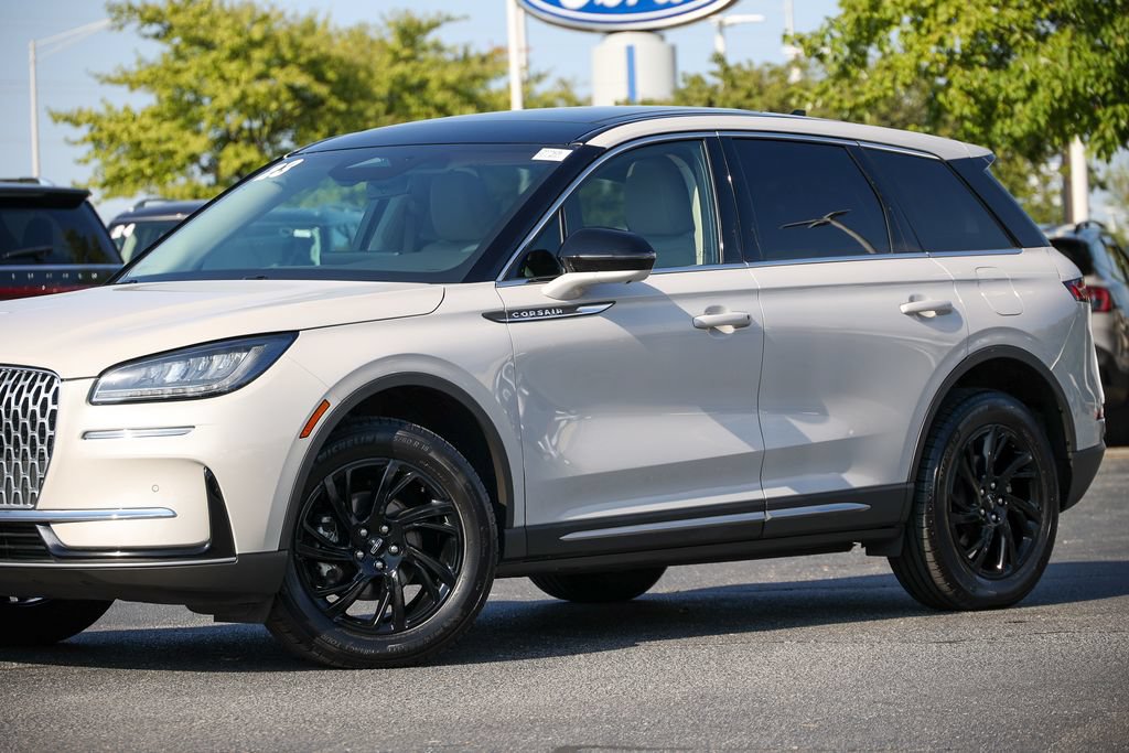 Used 2023 Lincoln Corsair AWD w/ Equipment Group 101A image 14