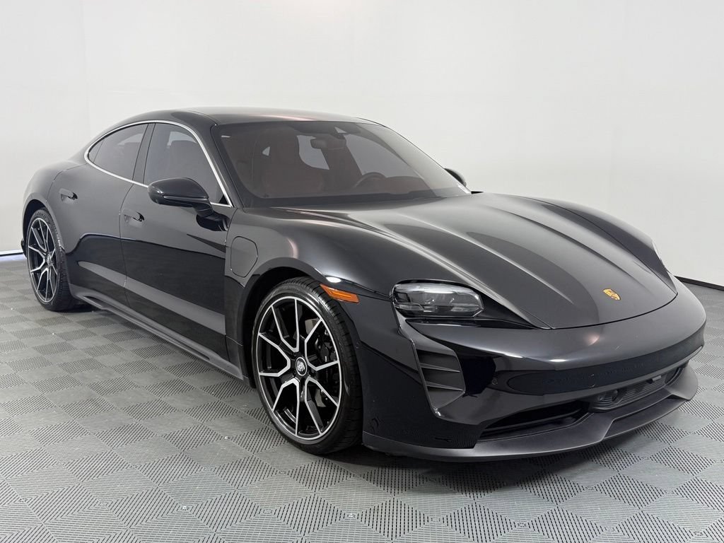 Certified 2024 Porsche Taycan 4S AWD/4WD image 9