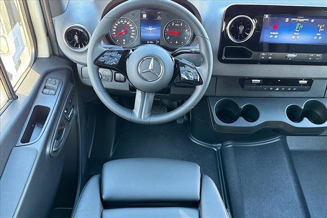New 2026 Mercedes-Benz Sprinter 2500 image 19