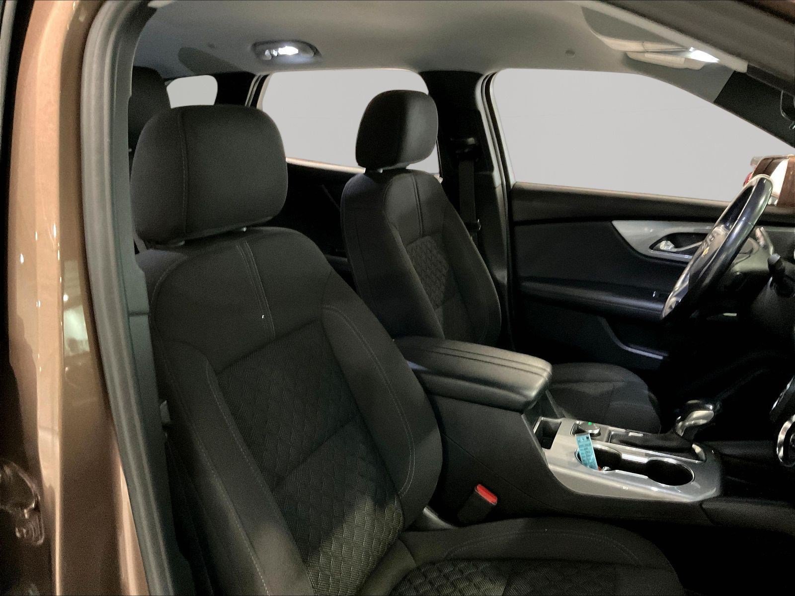 Used 2019 Chevrolet Blazer LT w/ LPO, Cargo Package FWD image 28