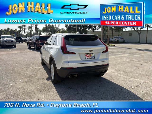 Used 2022 Cadillac XT4 Luxury w/ Driver Awareness Package FWD image 6