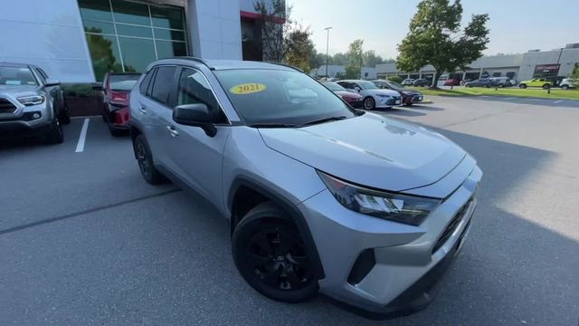 Certified 2021 Toyota RAV4 LE AWD/4WD image 2