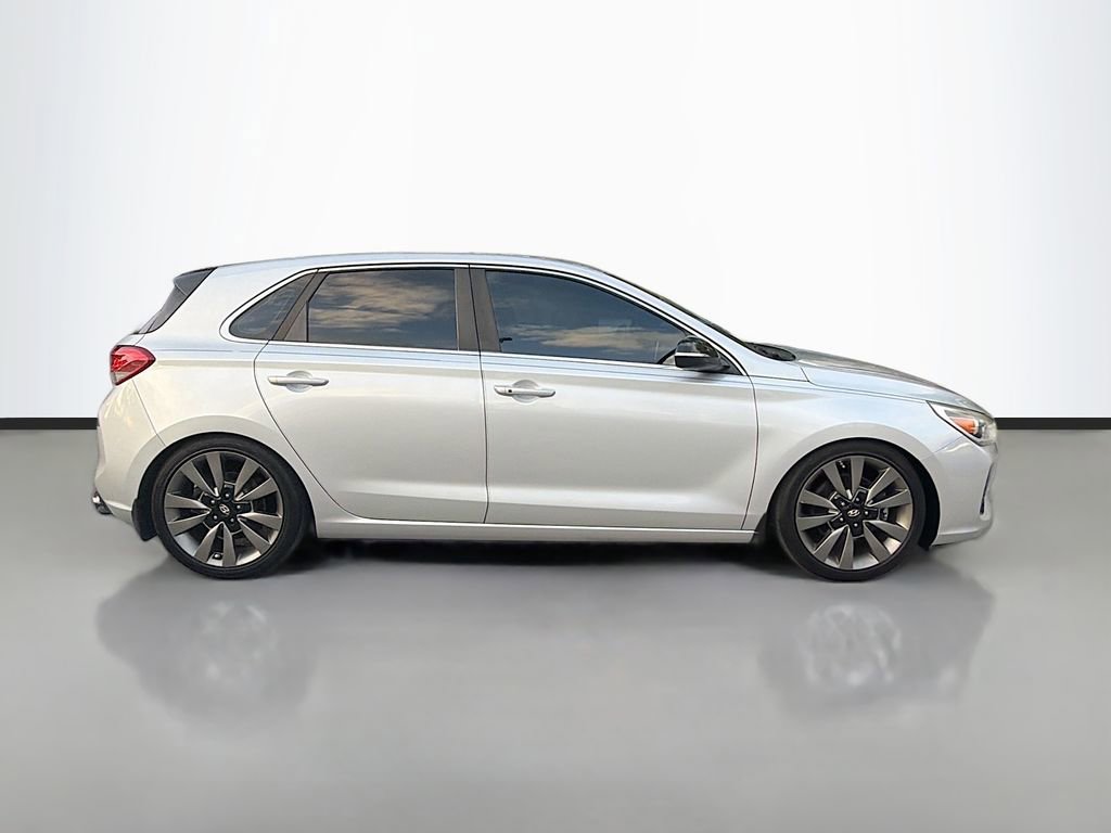Used 2018 Hyundai Elantra GT Sport image 9