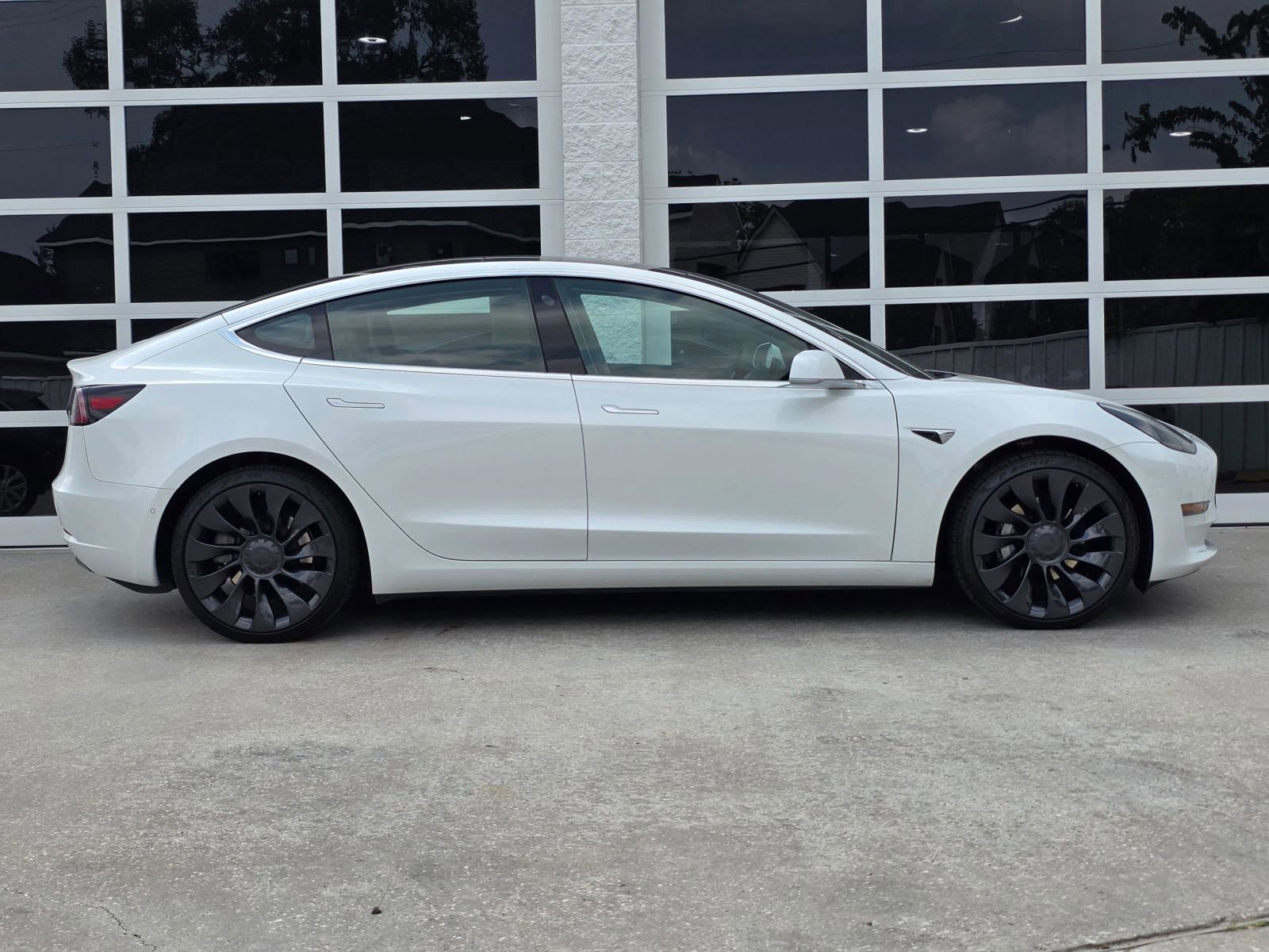 Used 2020 Tesla Model 3 Performance AWD/4WD image 3