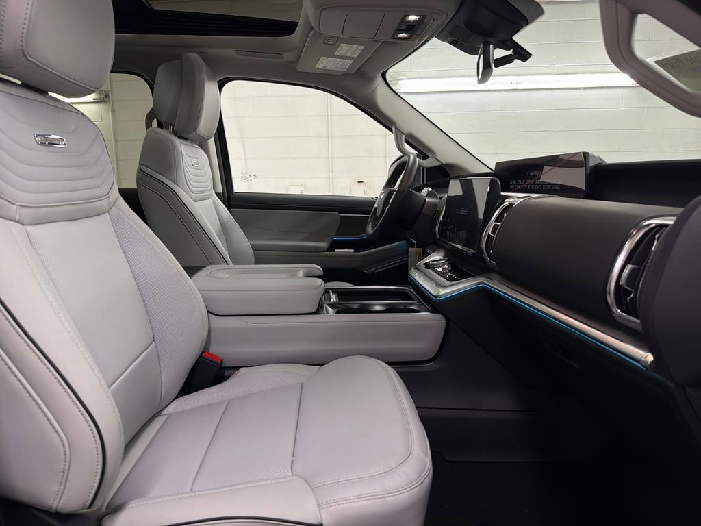 New 2026 Ford Expedition Max Platinum image 29