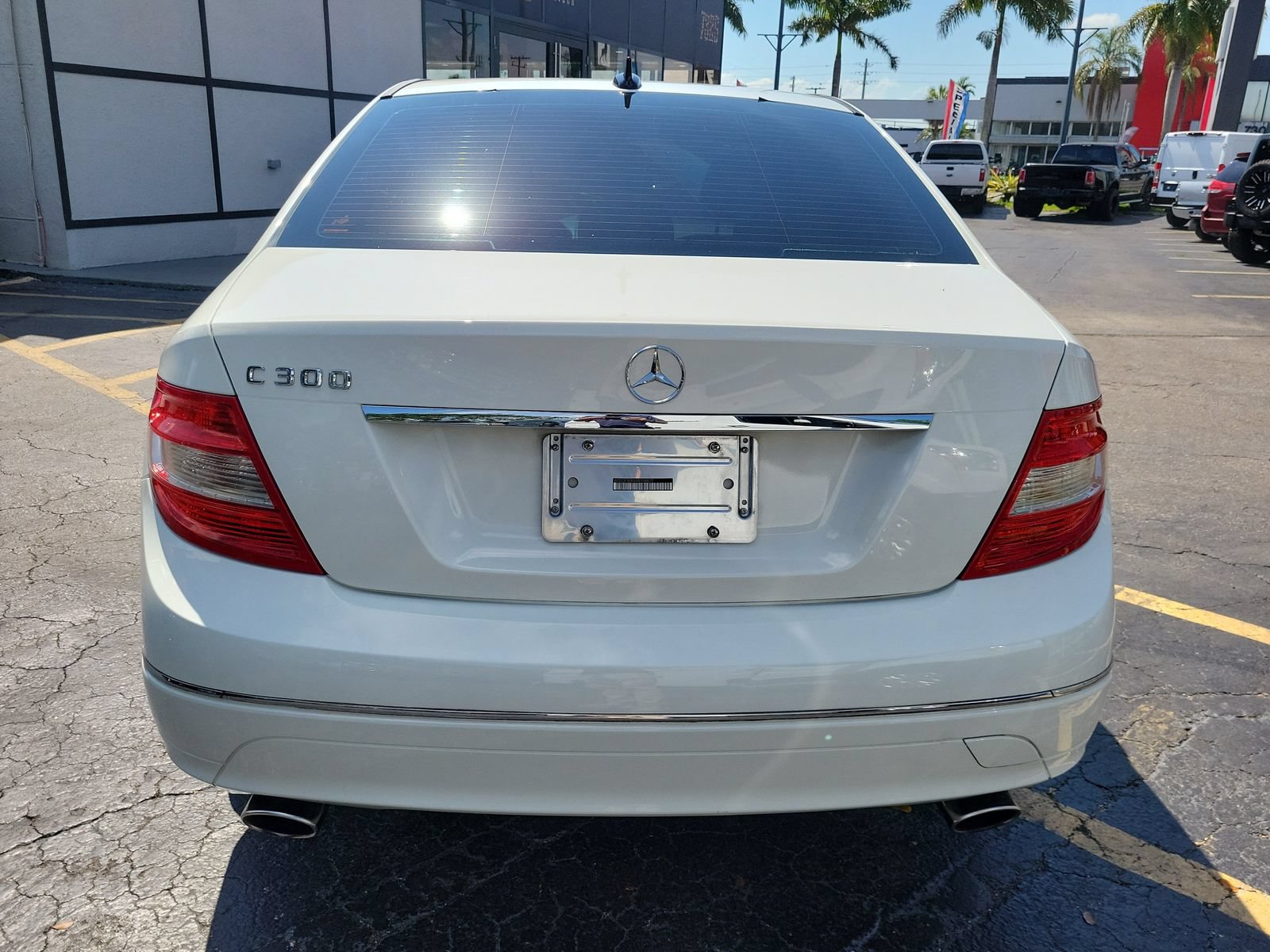 Used 2010 Mercedes-Benz C 300 Sedan image 5