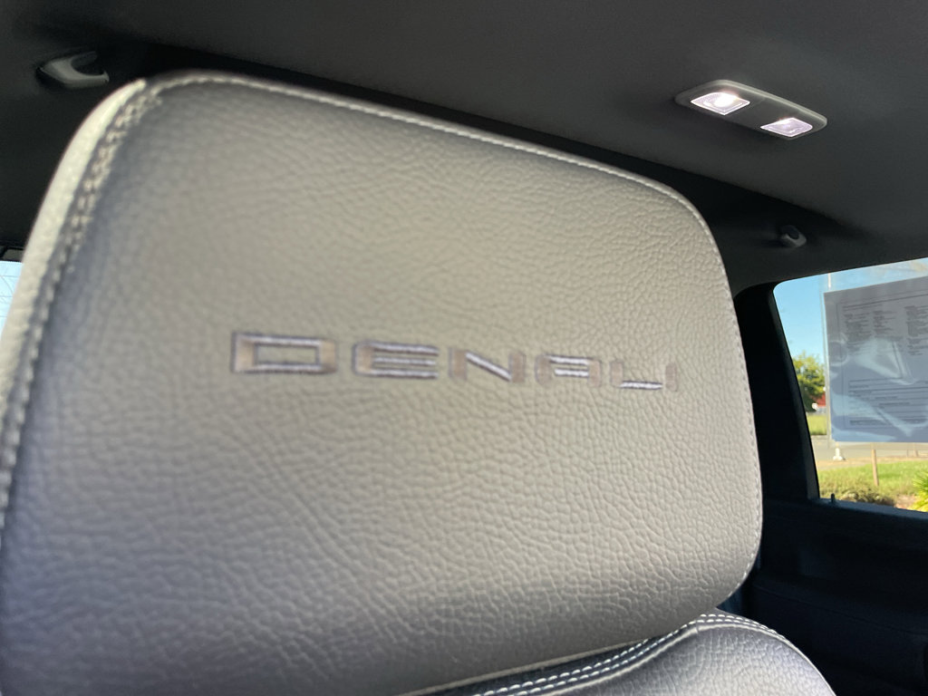 Used 2023 GMC Sierra 2500 Denali image 65