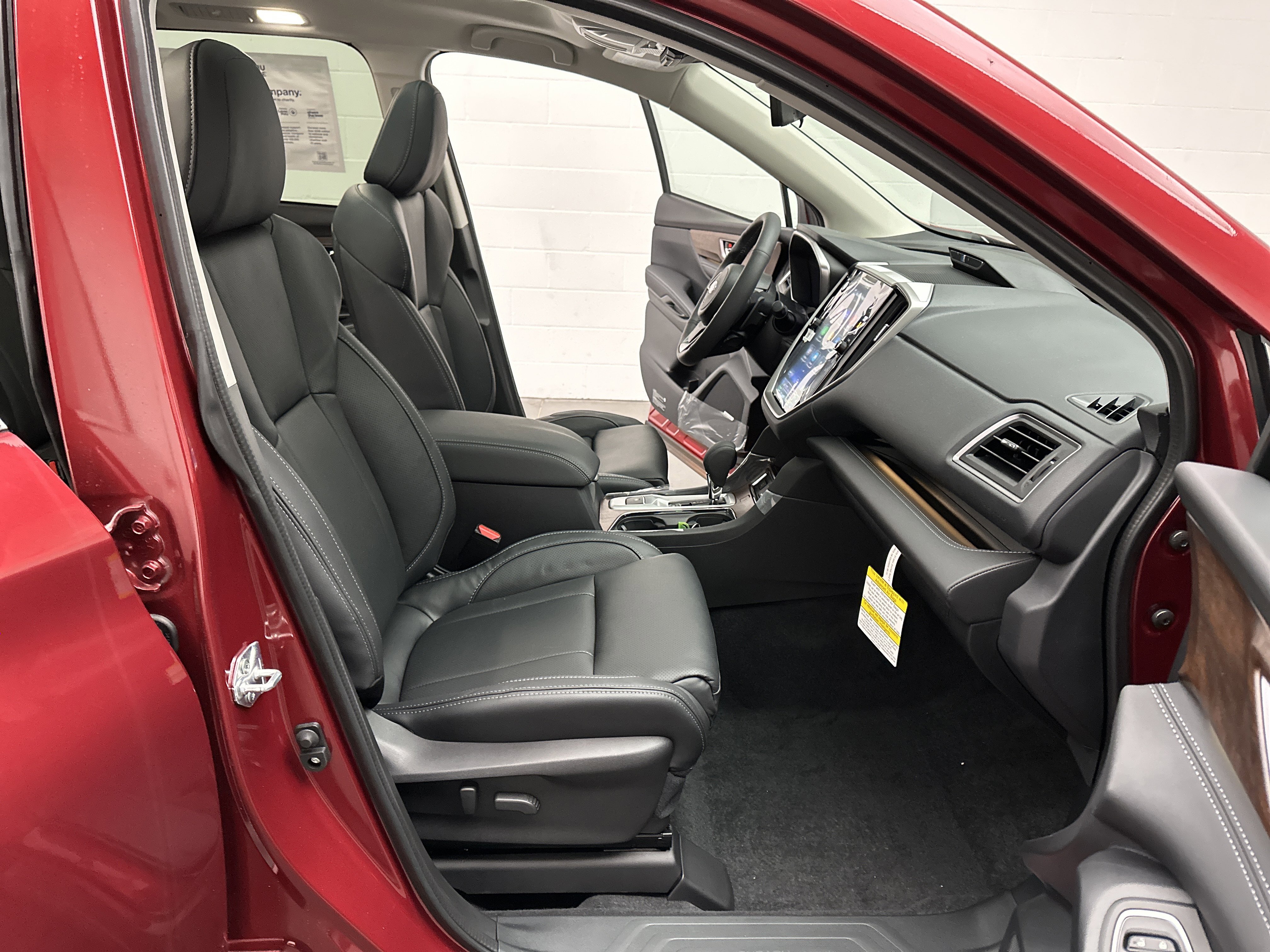 New 2025 Subaru Ascent Touring w/ Popular Package #2 image 27