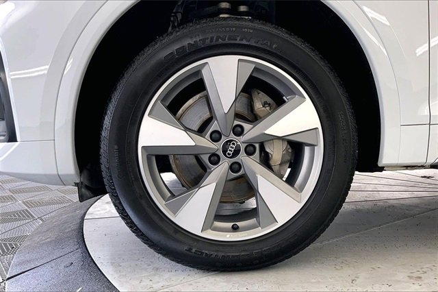 Certified 2023 Audi Q5 2.0T Premium Plus image 9