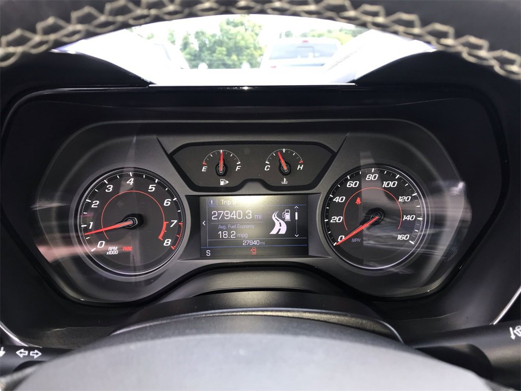 Used 2021 Chevrolet Camaro LT image 15