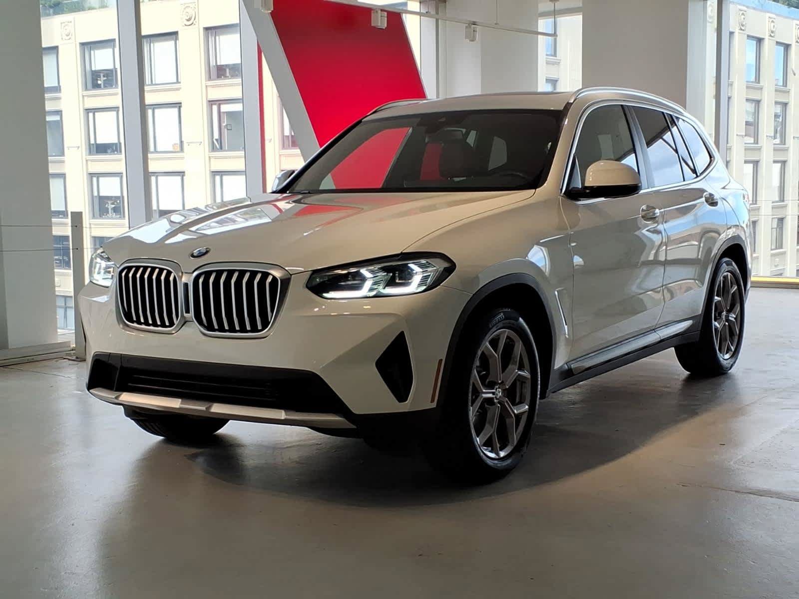 Used 2023 BMW X3 xDrive30i w/ Premium Package w/ZPA AWD/4WD image 1
