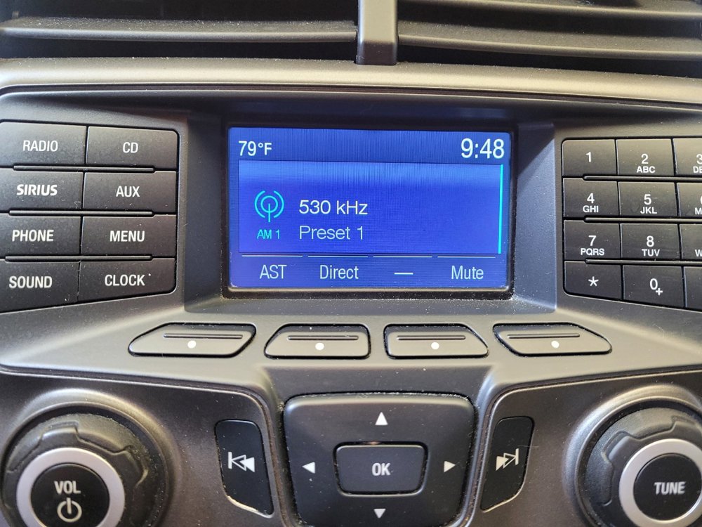 Used 2014 Ford Edge SE FWD image 25