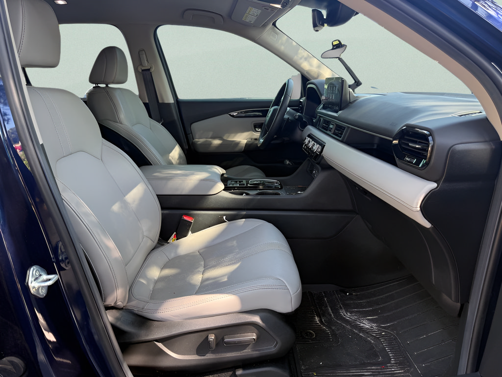 Certified 2025 Honda Pilot EX-L image 10